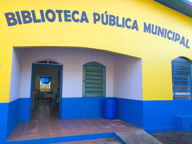 BIBLIOTECA MUNICIPAL ESTÁ ABERTA AO PÚBLICO